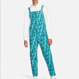 Nike fligh suit jumpsuit rompers one piece overalls
water resistant
